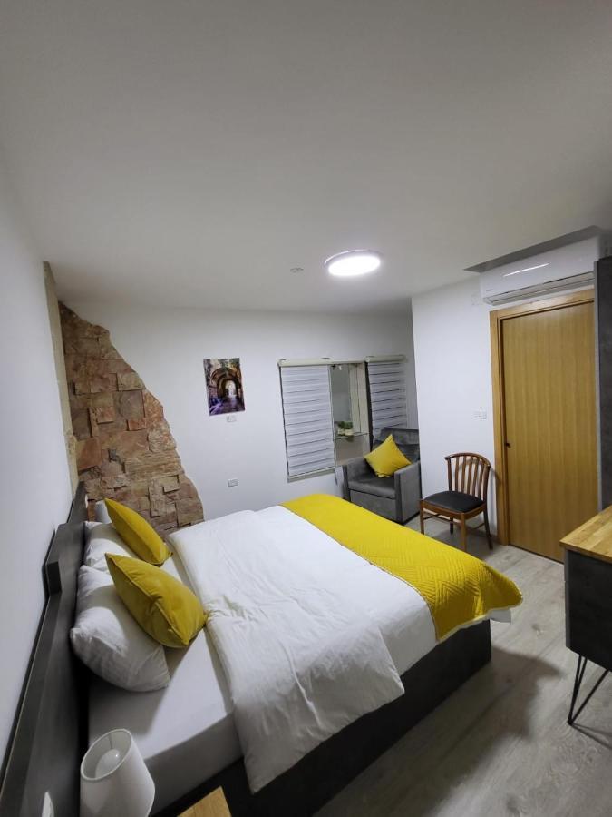 Maria'S Guesthouse - Uphill View Of Nazareth F Buitenkant foto