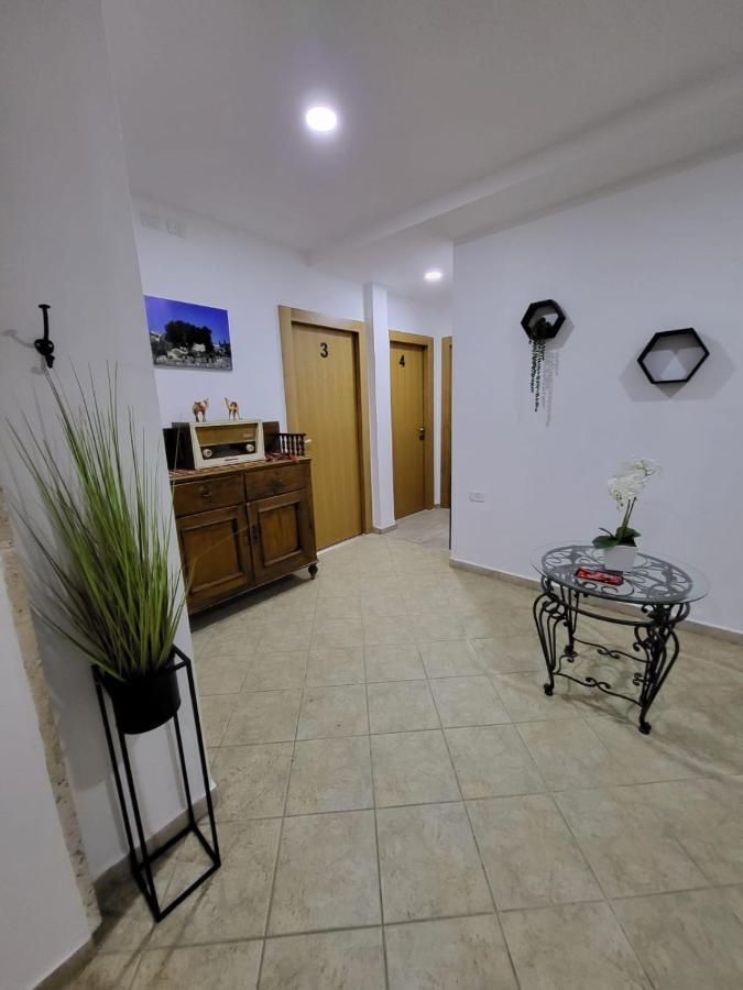 Maria'S Guesthouse - Uphill View Of Nazareth F Buitenkant foto