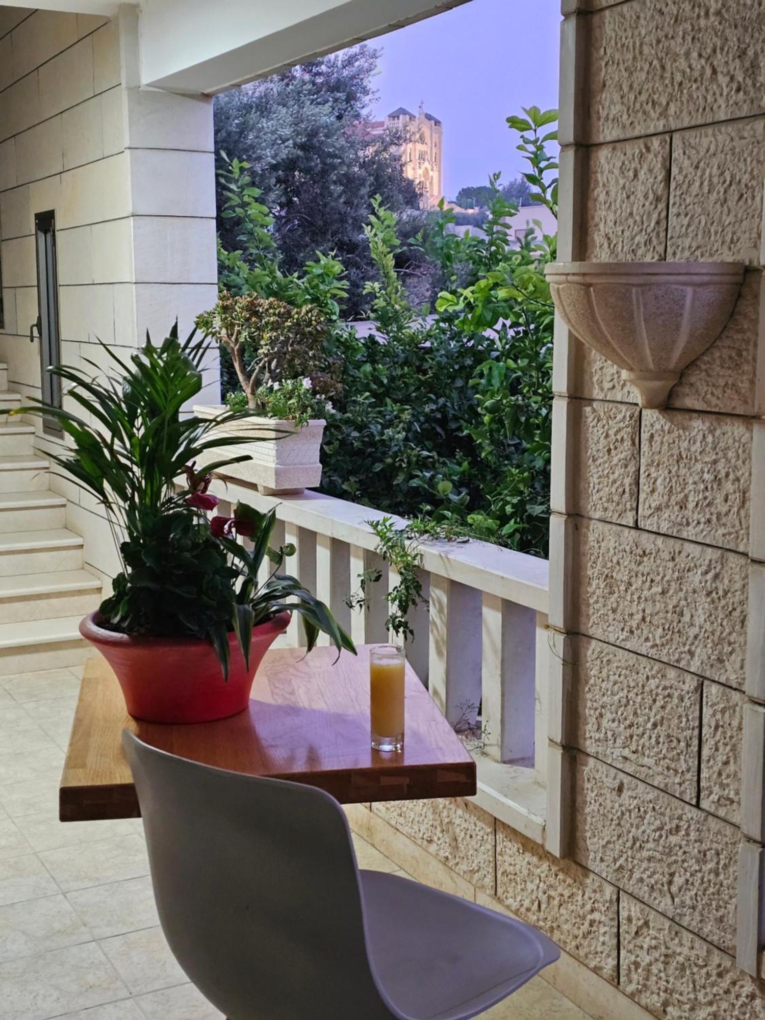 Maria'S Guesthouse - Uphill View Of Nazareth F Buitenkant foto